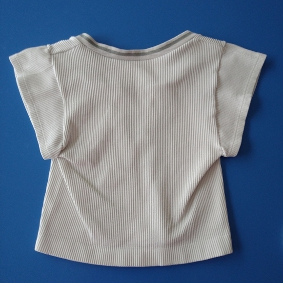 - Urban Outfitters Crop Top. Size XS. Pristine Condition. - Picture 3 of 5
